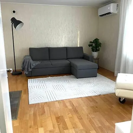 Scandinavian With Own Sauna 160m2 Apartment