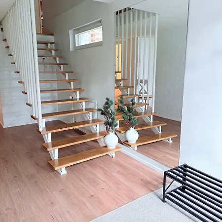 Spacious House 160m2 With Own Sauna, Free Parking, Private Yard Area