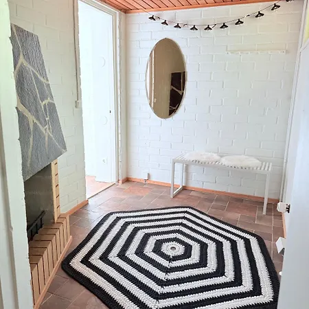 Spacious House 160m2 With Own Sauna, Free Parking, Private Yard Area Apartment Rovaniemi