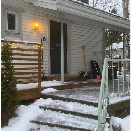 Spacious House 160m2 With Own Sauna, Free Parking, Private Yard Area *