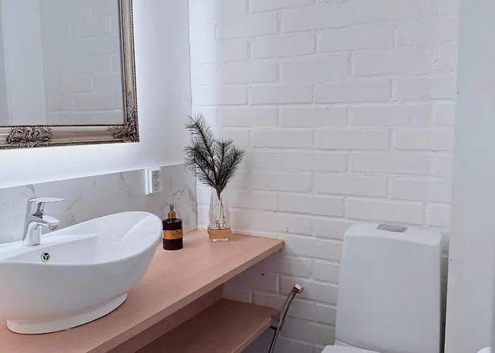 Apartament Spacious House 160m2 With Own Sauna, Free Parking, Private Yard Area *