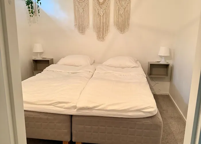 Apartament Spacious House 160m2 With Own Sauna, Free Parking, Private Yard Area *