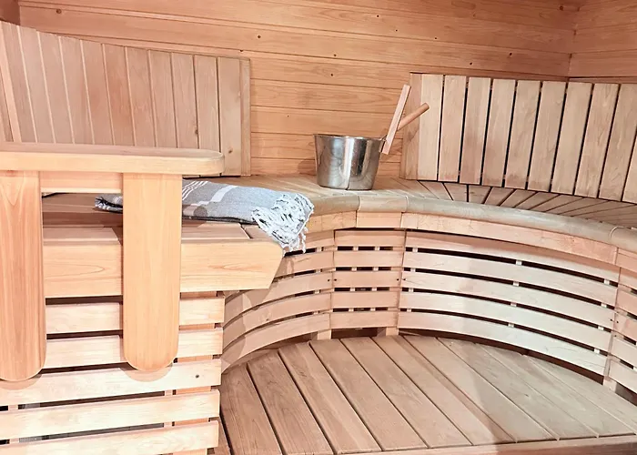 Apartament Spacious House 160m2 With Own Sauna, Free Parking, Private Yard Area Rovaniemi